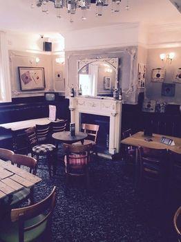 Salford Arms Hotel Luaran gambar